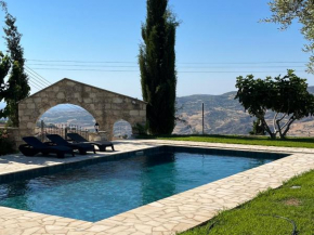 Romanos Villa